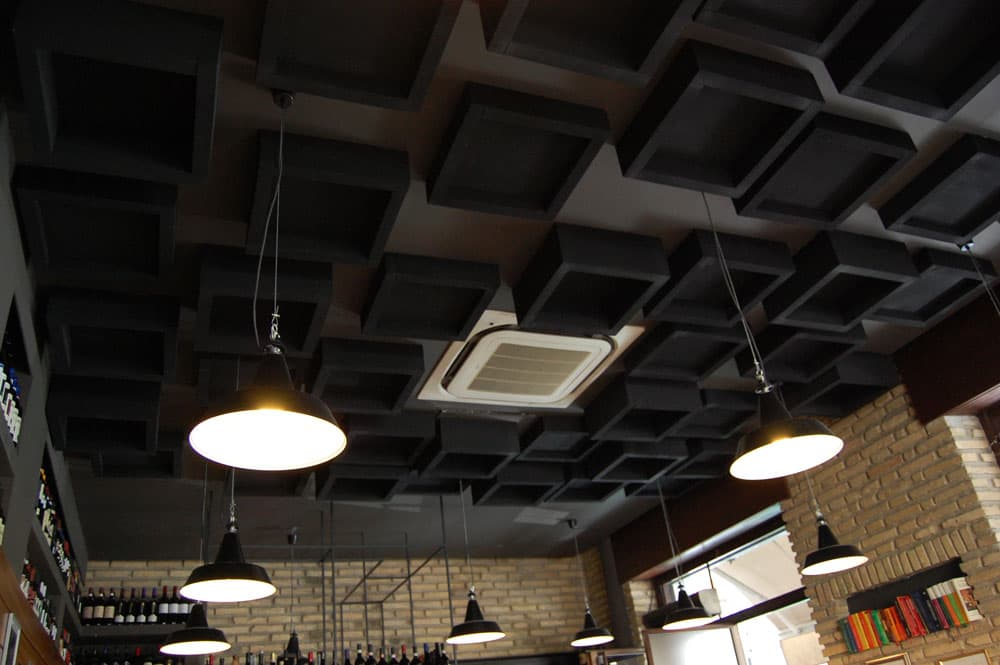 Correzione acustica ristorante Roma